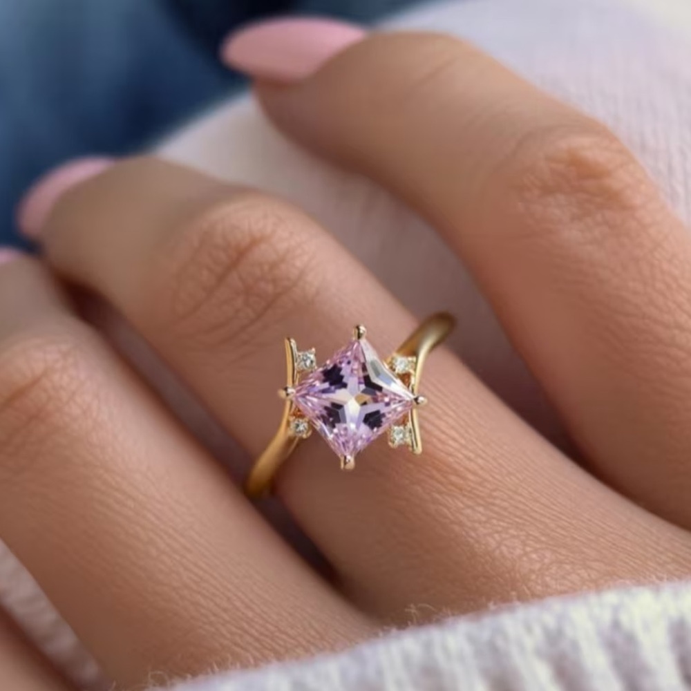 Beautiful Crystal Pink Moissanite and Gold Ring - SIZE 7